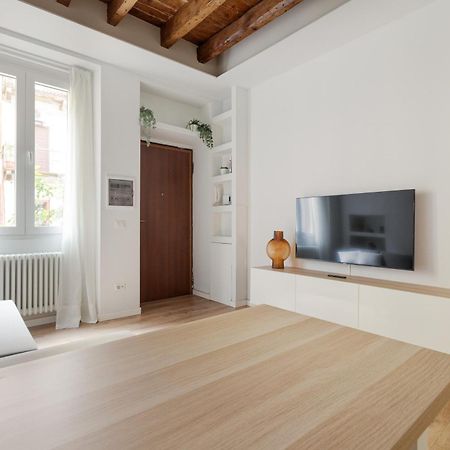 Bright Apartment -Pasteur M1 ミラノ エクステリア 写真